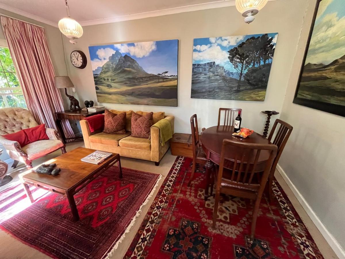 Constantia Guest House เคปทาวน์ ภายนอก รูปภาพ