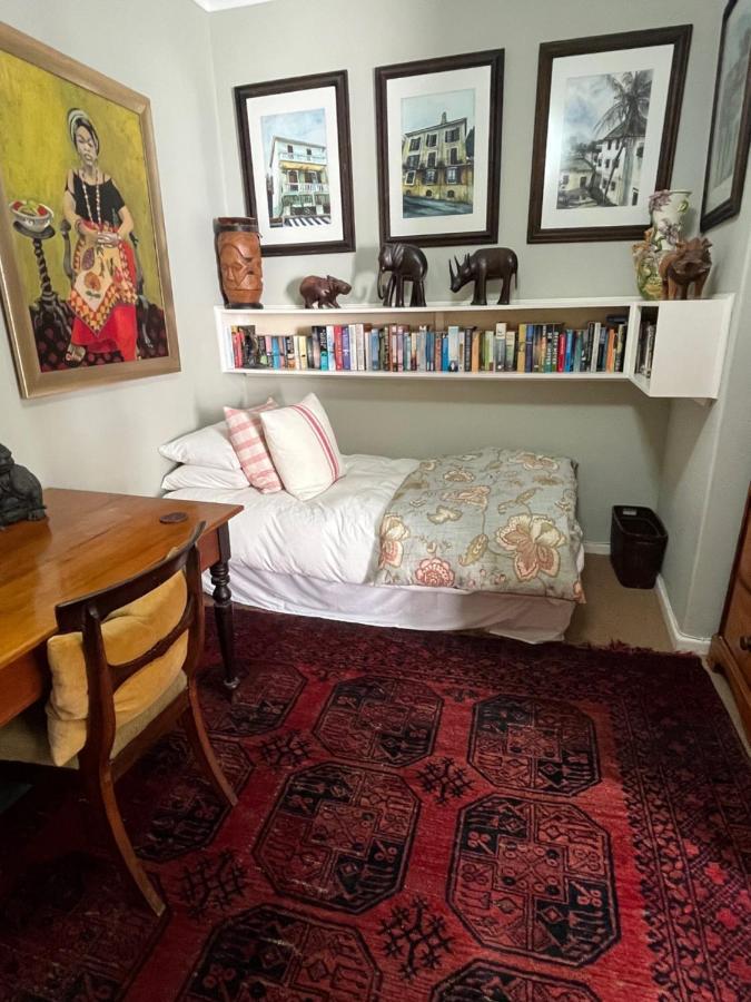 Constantia Guest House เคปทาวน์ ภายนอก รูปภาพ